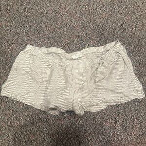 Brandy Melville shorts